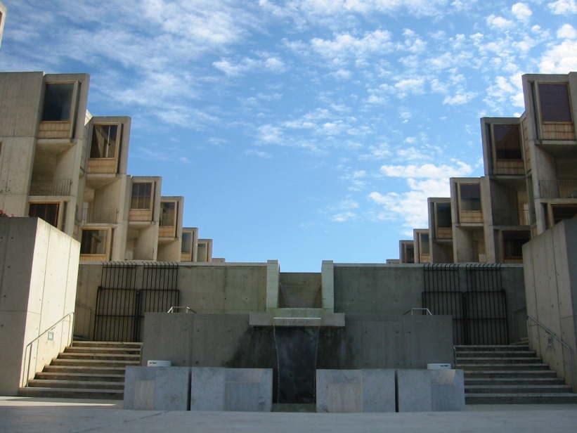 Louis Kahn Salk Institute in La Jolla, California
